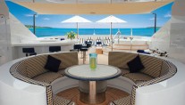 Yacht Mia Elise - Top Deck